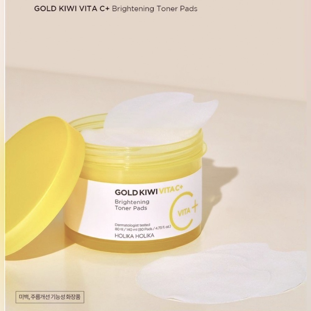 🔥New, Holika Holika Gold Kiwi Vita C+ Brightening toner pads (80 pads)